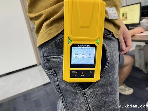 便携复合式气体检测仪
