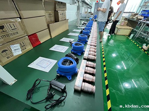 储能柜氢气四合一气体检测仪 储能柜氢气四合一气体检测仪