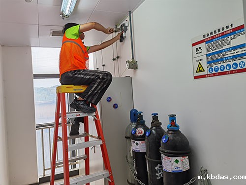 四合一气体检测仪安装现场图